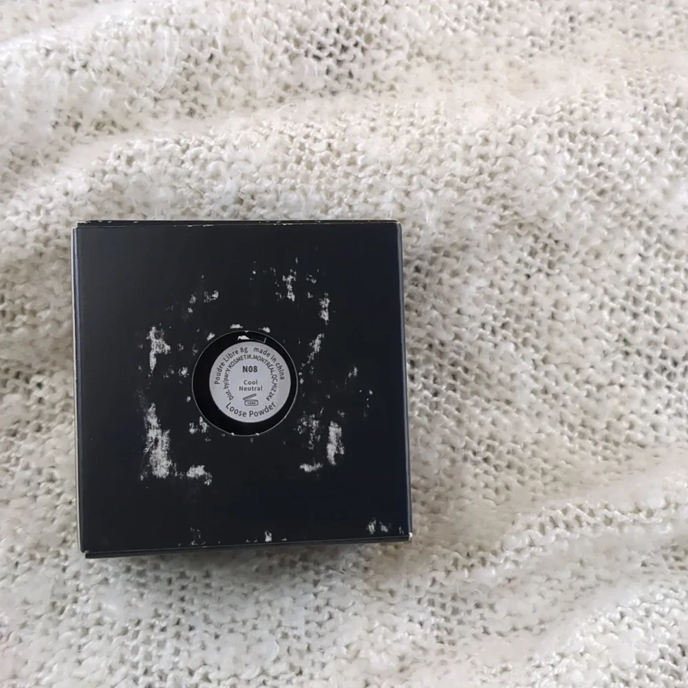V KOSMETIK Loose Powder in N08 COOL NEUTRAL, 8g/0.28oz